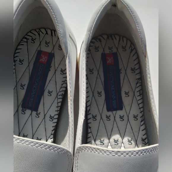 White Stacy Adam’s dress shoes - Picture 3 of 9